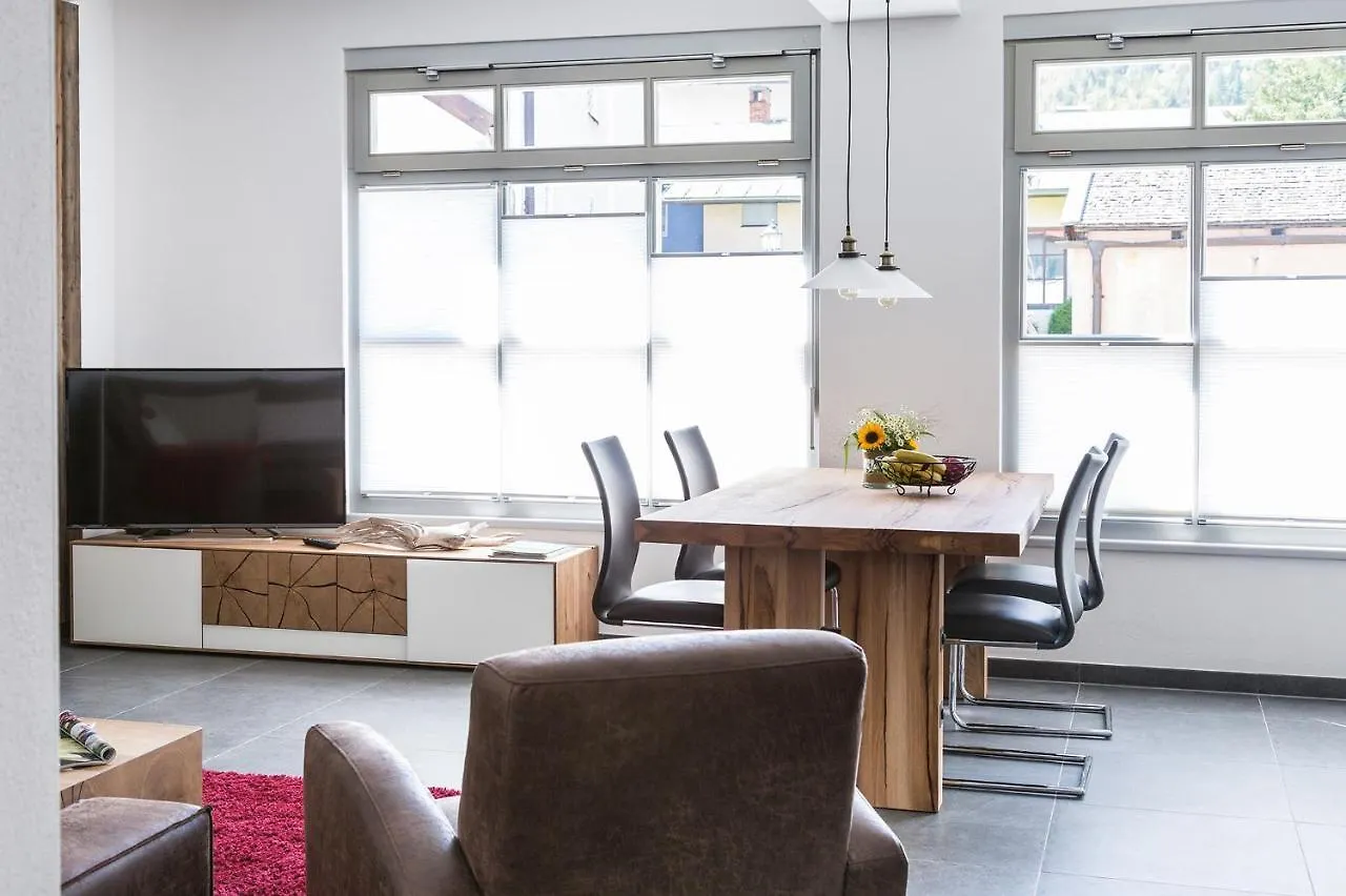 Exklusive Ferienwohnung In Der Historischen Ballenhausgasse Mittenwald Apartment