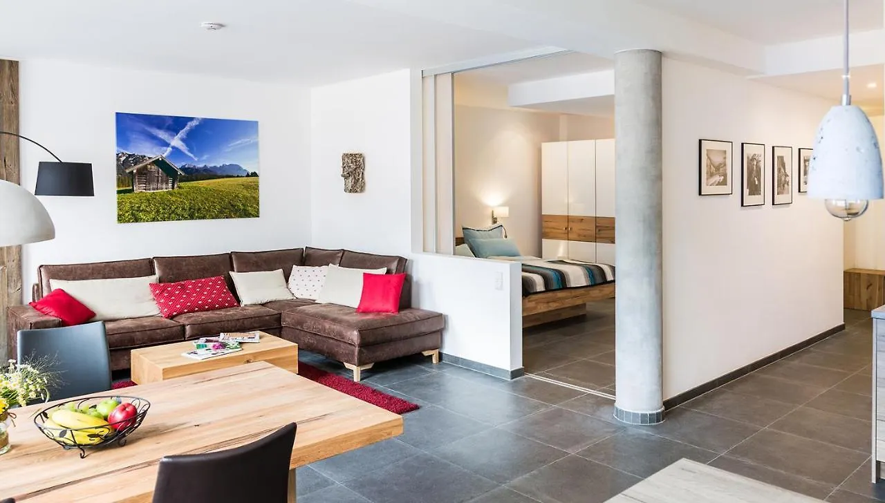 Apartment Exklusive Ferienwohnung In Der Historischen Ballenhausgasse Mittenwald