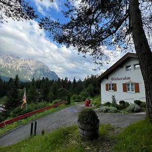 Bed & Breakfast Baeckeralm - 16 +, Mittenwald