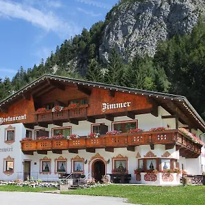 Homestay Baerenwirt, Mittenwald
